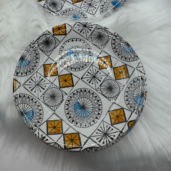 Vintage Kathie Winkle Ironstone Compass pattern 6" side plates. Set of 6. EUC. - Picture 10 of 12